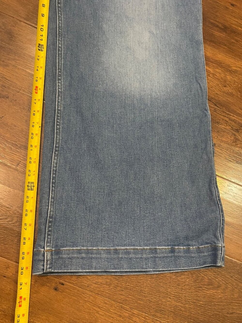 Spanx Jeans Pull On Wide Leg Sz 3X - Picture 9 of 10
